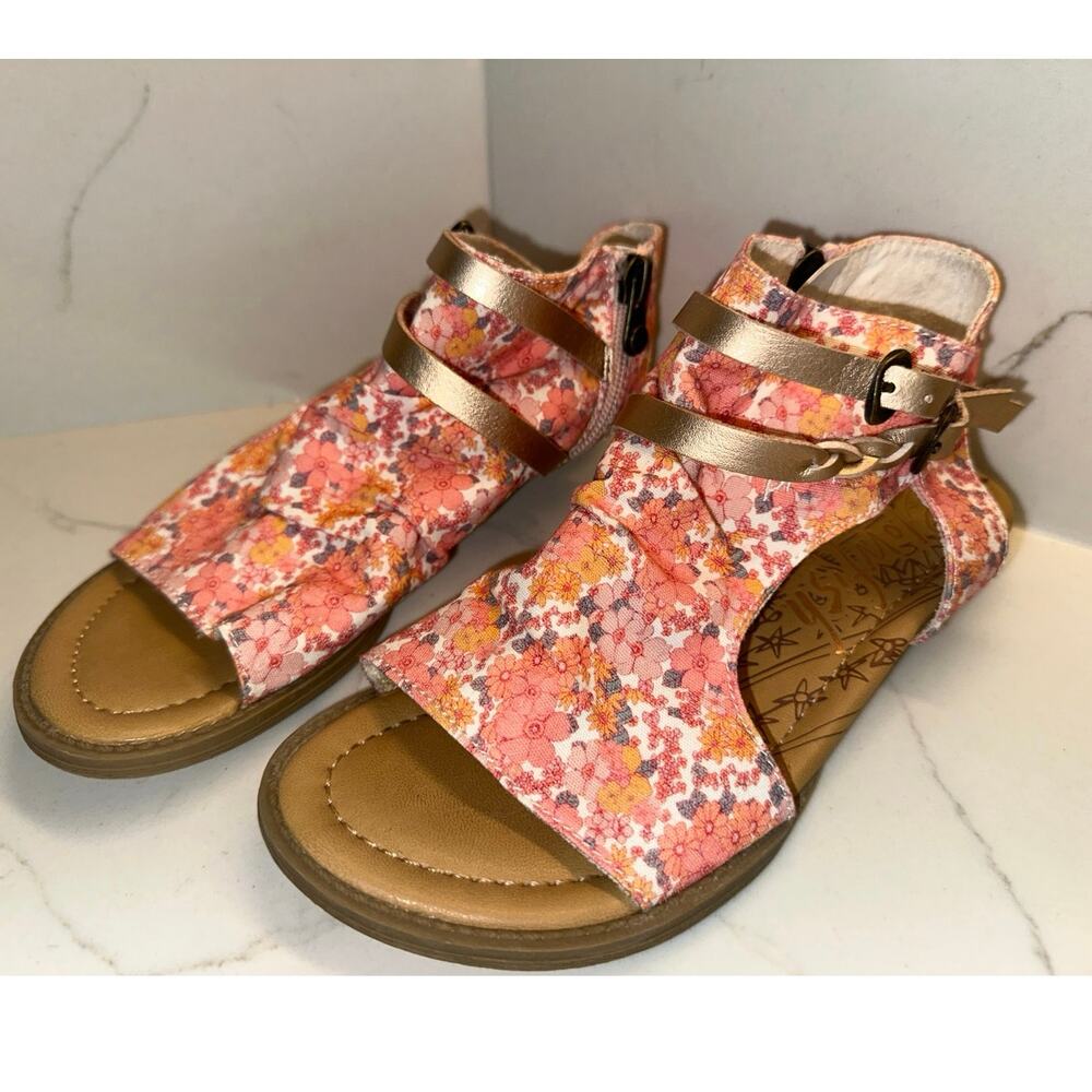 Blowfish Malibu Youth Size 2 White Amelia Rose Gold Coral Floral Sandals